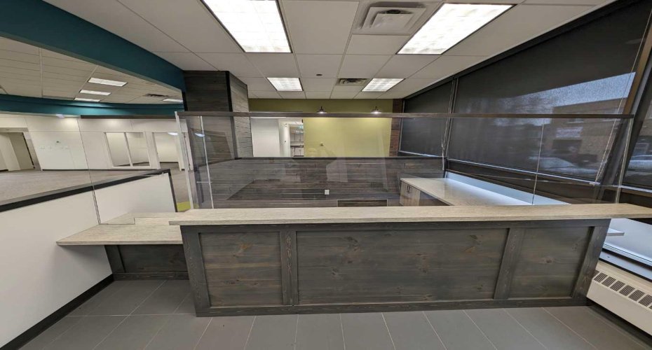 556 4 Street, Medicine Hat, Alberta T1A 0K8, ,Commercial,For Lease,4,A2171445