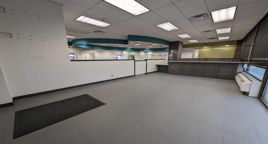 556 4 Street, Medicine Hat, Alberta T1A 0K8, ,Commercial,For Lease,4,A2171445