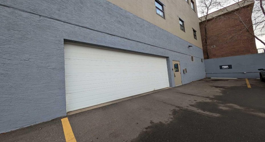 556 4 Street, Medicine Hat, Alberta T1A 0K8, ,Commercial,For Lease,4,A2171445