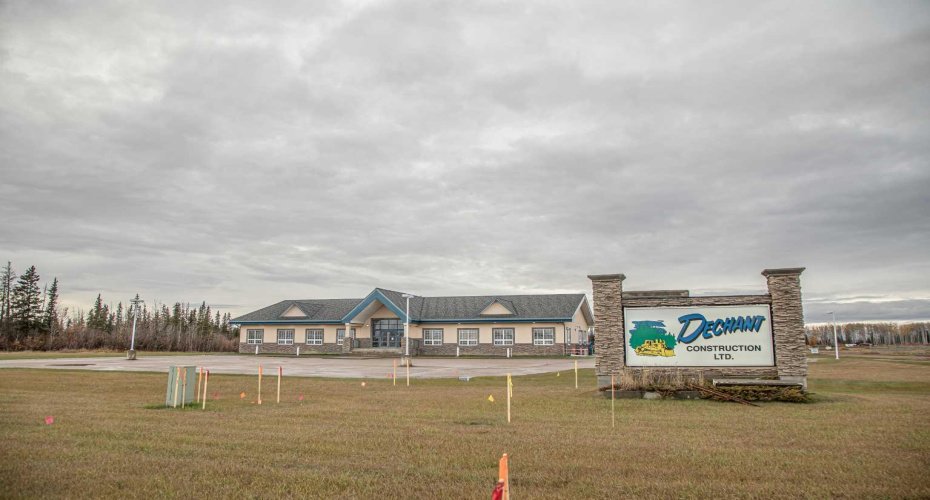 11004 97 Street, High Level, Alberta T0H1Z0, ,Commercial,For Sale,97,A2157909