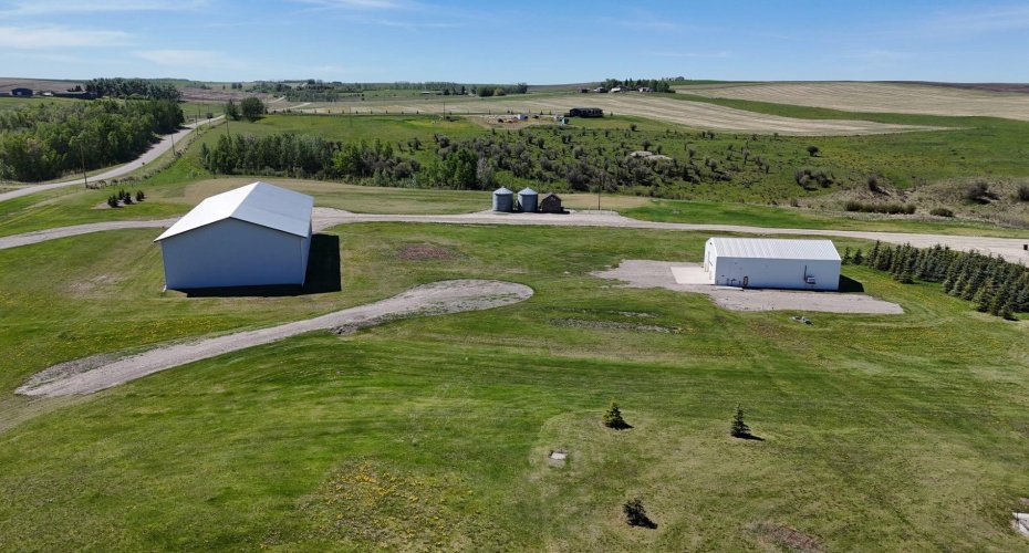 29250 RR 34, Rural Mountain View County, Alberta T0M 0S0, ,Agri-business,For Sale,RR 34,A2173408