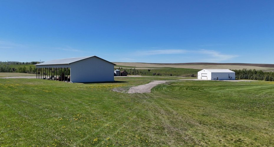 29250 RR 34, Rural Mountain View County, Alberta T0M 0S0, ,Agri-business,For Sale,RR 34,A2173408