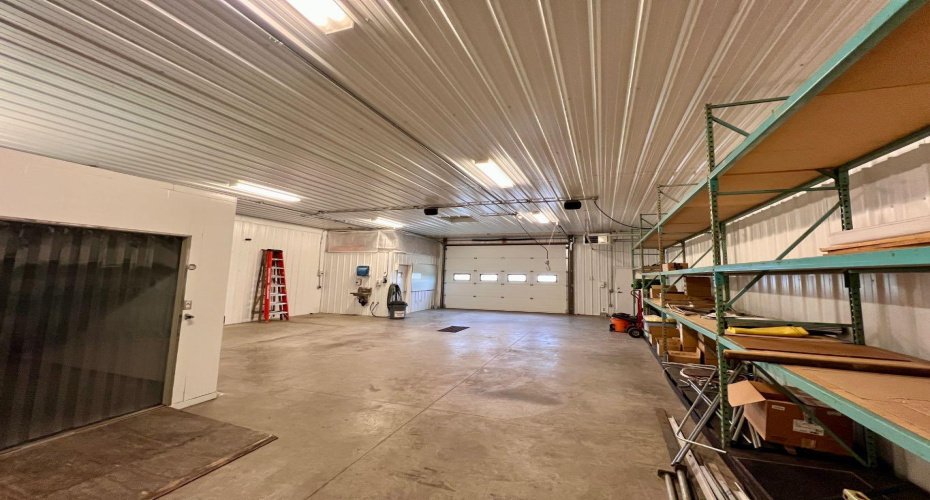 29250 RR 34, Rural Mountain View County, Alberta T0M 0S0, ,Agri-business,For Sale,RR 34,A2173408