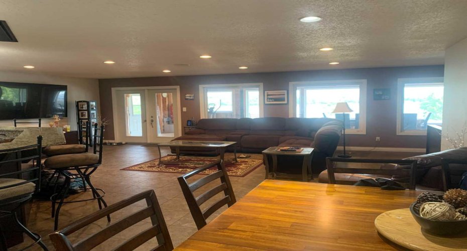 4334 49 Street, Hardisty, Alberta T0B 1V0, 2 Bedrooms Bedrooms, ,2 BathroomsBathrooms,Residential,For Sale,49,A2166390