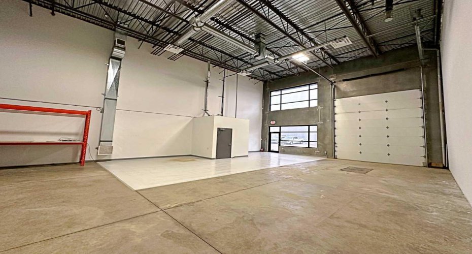 400 Mackenzie Boulevard, Fort McMurray, Alberta T9H 4C4, ,Commercial,For Lease,Mackenzie,A2095504