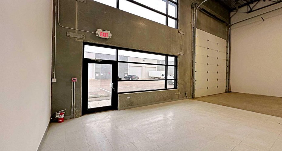 400 Mackenzie Boulevard, Fort McMurray, Alberta T9H 4C4, ,Commercial,For Lease,Mackenzie,A2095504