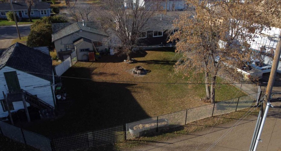 1113 14 Street, Wainwright, Alberta T9W 1E8, 4 Bedrooms Bedrooms, ,2 BathroomsBathrooms,Residential,For Sale,14 Street,A2171834