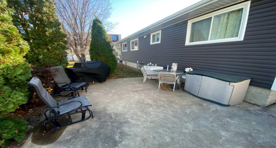 1113 14 Street, Wainwright, Alberta T9W 1E8, 4 Bedrooms Bedrooms, ,2 BathroomsBathrooms,Residential,For Sale,14 Street,A2171834