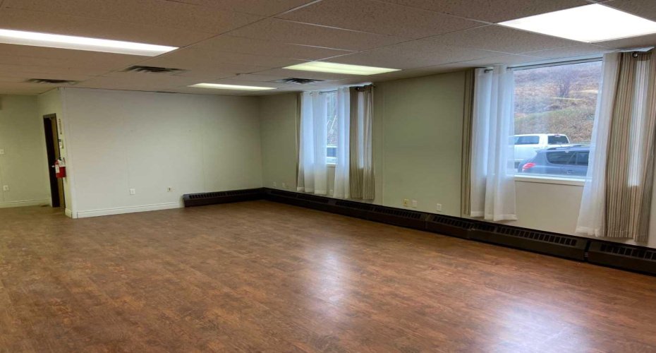 9930 102 Street, Peace River, Alberta T8S1S4, ,Commercial,For Lease,102,A2094741