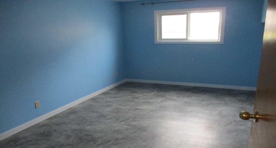 420 3rd Street, Manning, Alberta T0H 2M0, 6 Bedrooms Bedrooms, ,3 BathroomsBathrooms,Residential,For Sale,3rd,A2176021