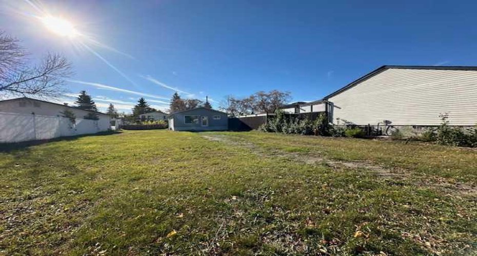 733 9 Avenue, Wainwright, Alberta T9W 1H7, ,Land,For Sale,9,A2176429