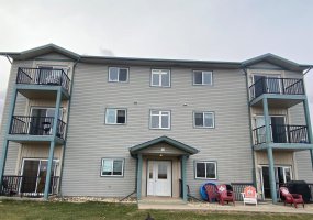 5101 42 Avenue, Grimshaw, Alberta T0H 1W0, 1 Bedroom Bedrooms, ,1 BathroomBathrooms,Residential,For Sale,42,A2176852
