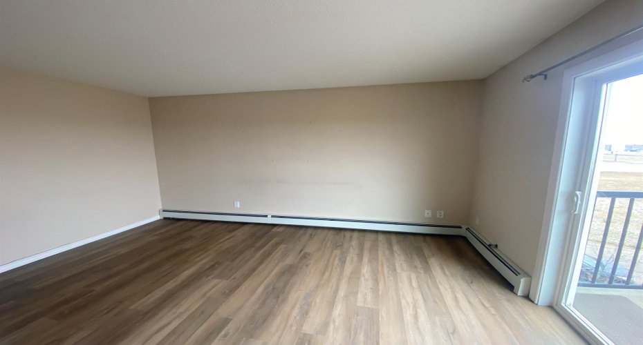 5101 42 Avenue, Grimshaw, Alberta T0H 1W0, 2 Bedrooms Bedrooms, ,1 BathroomBathrooms,Residential,For Sale,42,A2176854