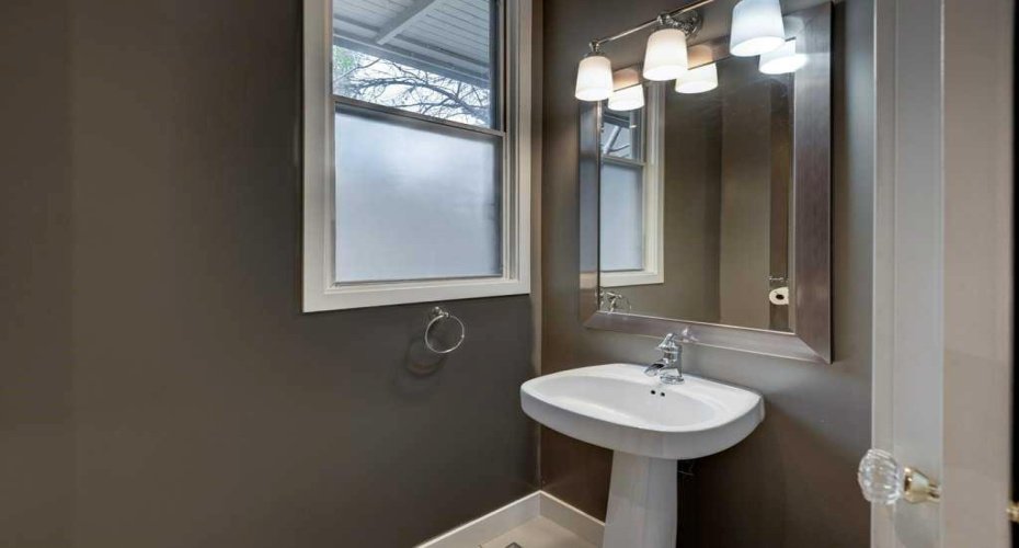 3012 7 Street, Calgary, Alberta T2T 2X5, 4 Bedrooms Bedrooms, ,4 BathroomsBathrooms,Residential,For Sale,7,A2176648