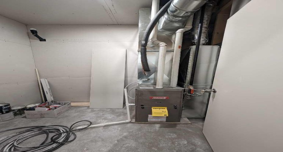 533 4 Street, Medicine Hat, Alberta T1A 0K7, ,Commercial,For Lease,4,A2177502