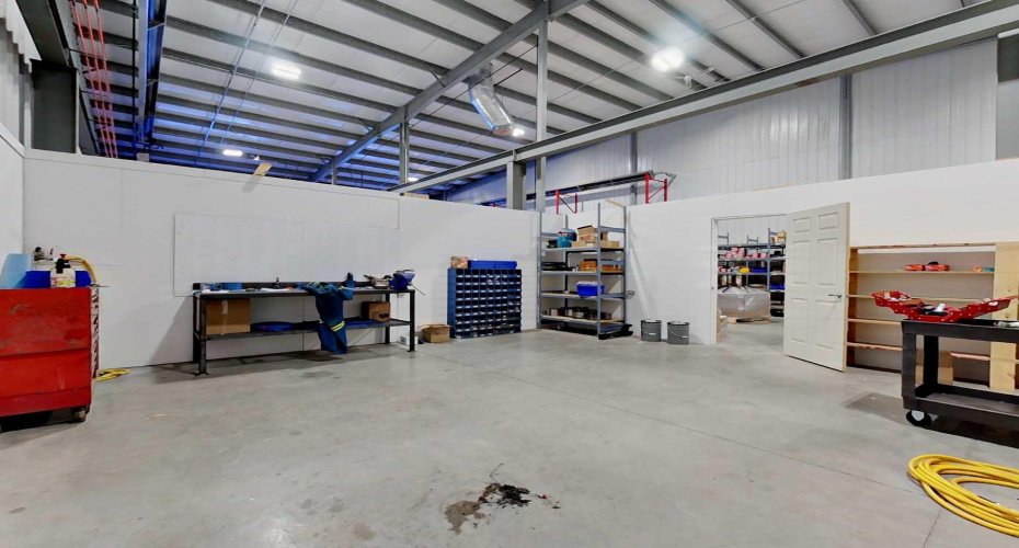 8 Gateway Boulevard, Rural Clearwater County, Alberta T4T 2A3, ,Commercial,For Lease,Gateway,A2177935