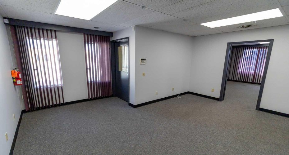 2182 39 Avenue, Calgary, Alberta T2E 6P7, ,Commercial,For Lease,Pilot Building,39,A2178275