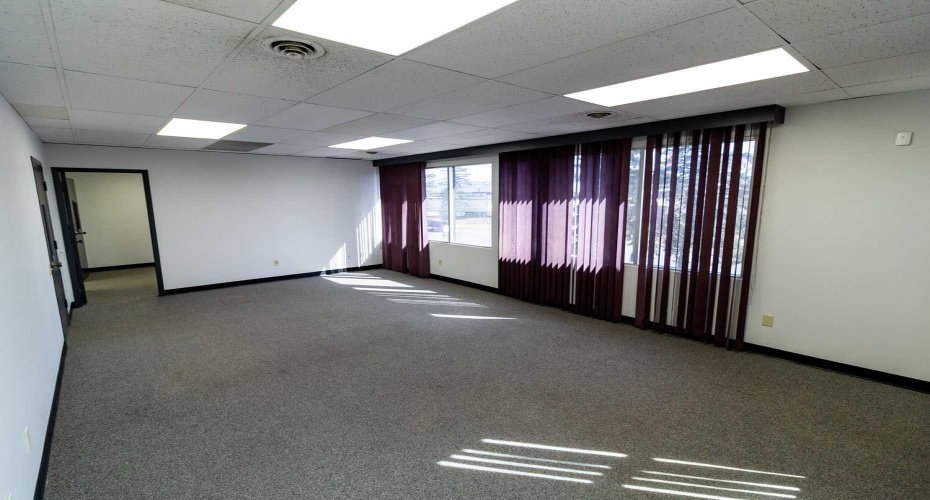 2182 39 Avenue, Calgary, Alberta T2E 6P7, ,Commercial,For Lease,Pilot Building,39,A2178275