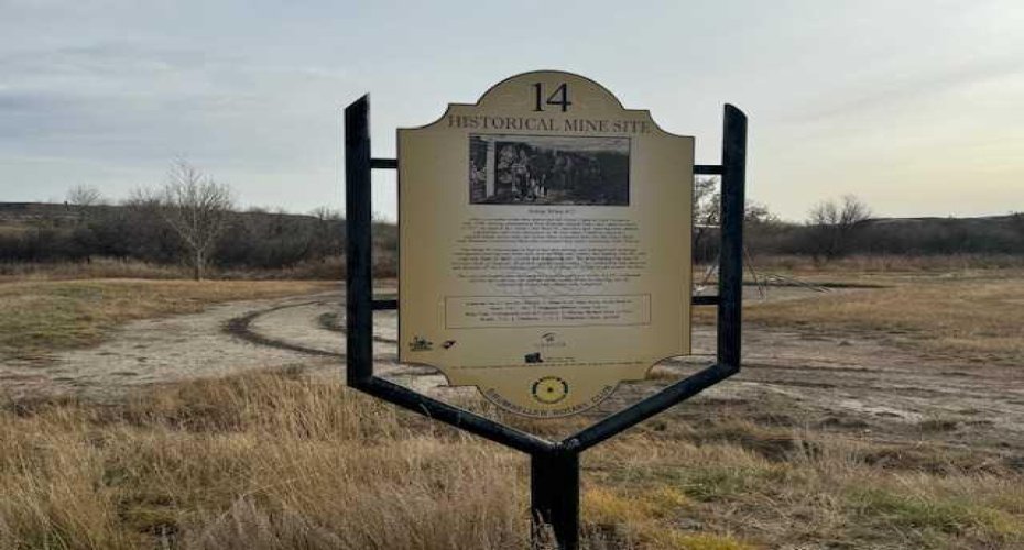 670 Center Street, Drumheller, Alberta T0J0Y9, ,Land,For Sale,Center,A2179461