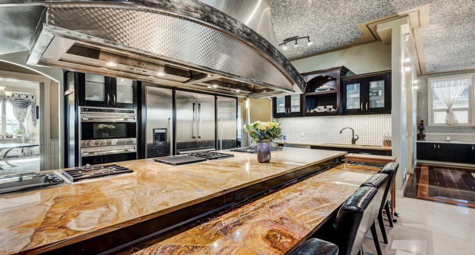 75 Gray Way, Rural Rocky View County, Alberta T3R 1K7, 6 Bedrooms Bedrooms, ,7 BathroomsBathrooms,Residential,For Sale,Gray,A2179465