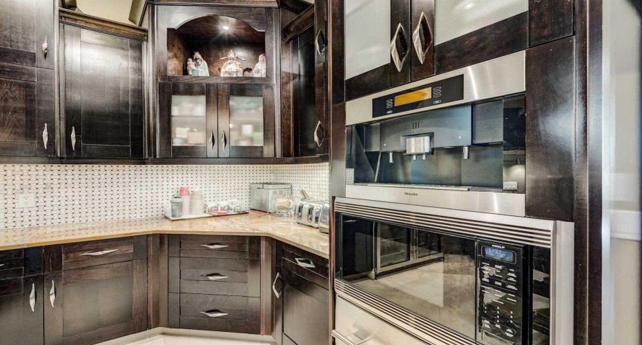 75 Gray Way, Rural Rocky View County, Alberta T3R 1K7, 6 Bedrooms Bedrooms, ,7 BathroomsBathrooms,Residential,For Sale,Gray,A2179465