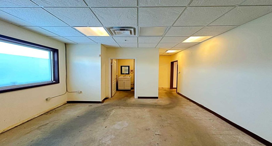 122 Millennium Drive, Fort McMurray, Alberta T9K 2S8, ,Commercial,For Lease,The Cortona,Millennium,A2178833