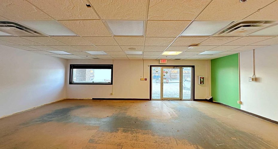 122 Millennium Drive, Fort McMurray, Alberta T9K 2S8, ,Commercial,For Lease,The Cortona,Millennium,A2178833