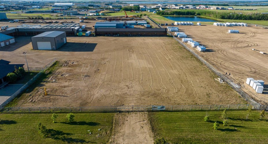 6901 96 Street, Clairmont, Alberta T8X 5B3, ,Commercial,For Sale,96,A2095062