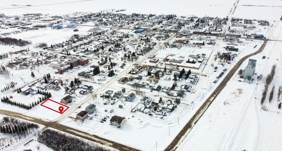 305 1st SE, Falher, Alberta T0H 1M0, ,Land,For Sale,1st SE,A1073011