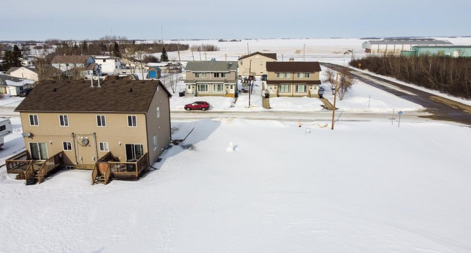 305 1st SE, Falher, Alberta T0H 1M0, ,Land,For Sale,1st SE,A1073011