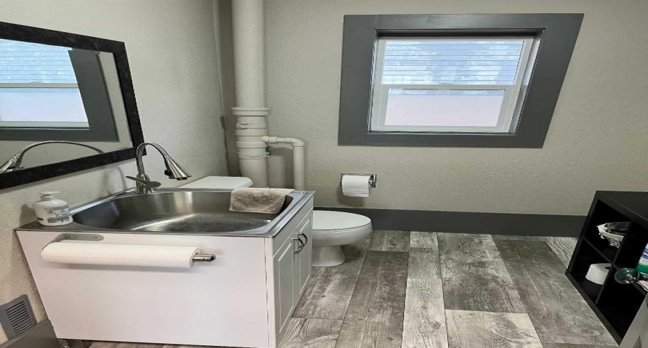 4926 55 Street, Red Deer, Alberta T4N2J5, ,Commercial,For Sale,55,A2179931