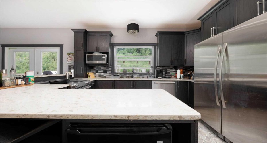 5627 Draper Road, Fort McMurray, Alberta T9H0K7, 7 Bedrooms Bedrooms, ,5 BathroomsBathrooms,Residential,For Sale,Draper,A2180430