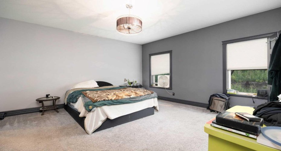 5627 Draper Road, Fort McMurray, Alberta T9H0K7, 7 Bedrooms Bedrooms, ,5 BathroomsBathrooms,Residential,For Sale,Draper,A2180430