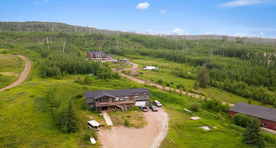 5627 Draper Road, Fort McMurray, Alberta T9H0K7, 7 Bedrooms Bedrooms, ,5 BathroomsBathrooms,Residential,For Sale,Draper,A2180430