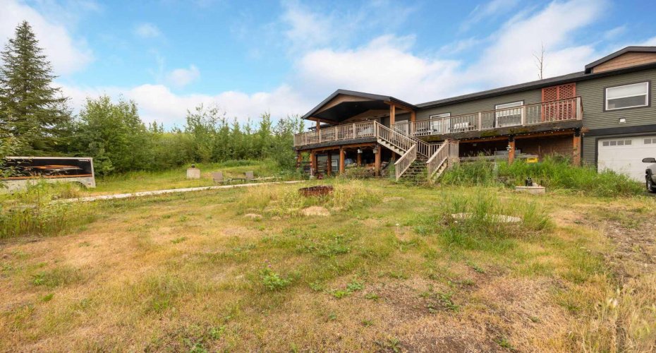 5627 Draper Road, Fort McMurray, Alberta T9H0K7, 7 Bedrooms Bedrooms, ,5 BathroomsBathrooms,Residential,For Sale,Draper,A2180430