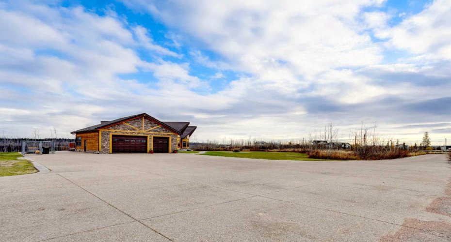 173 Sommer Way, Saprae Creek, Alberta T9H5B4, 8 Bedrooms Bedrooms, ,5 BathroomsBathrooms,Residential,For Sale,Sommer,A2180814