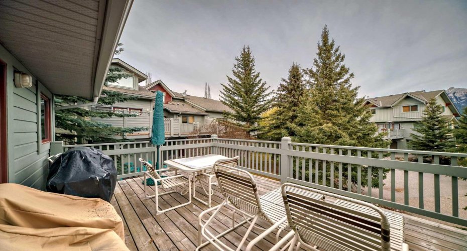 200 Prospect Heights, Canmore, Alberta T1W 3A3, 2 Bedrooms Bedrooms, ,3 BathroomsBathrooms,Residential,For Sale,Prospect,A2180999