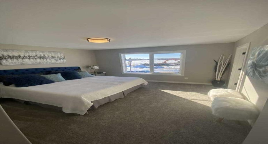 90 Memorial Parkway, Rural Red Deer County, Alberta T4E 3C4, 3 Bedrooms Bedrooms, ,3 BathroomsBathrooms,Residential,For Sale,Memorial,A2181275