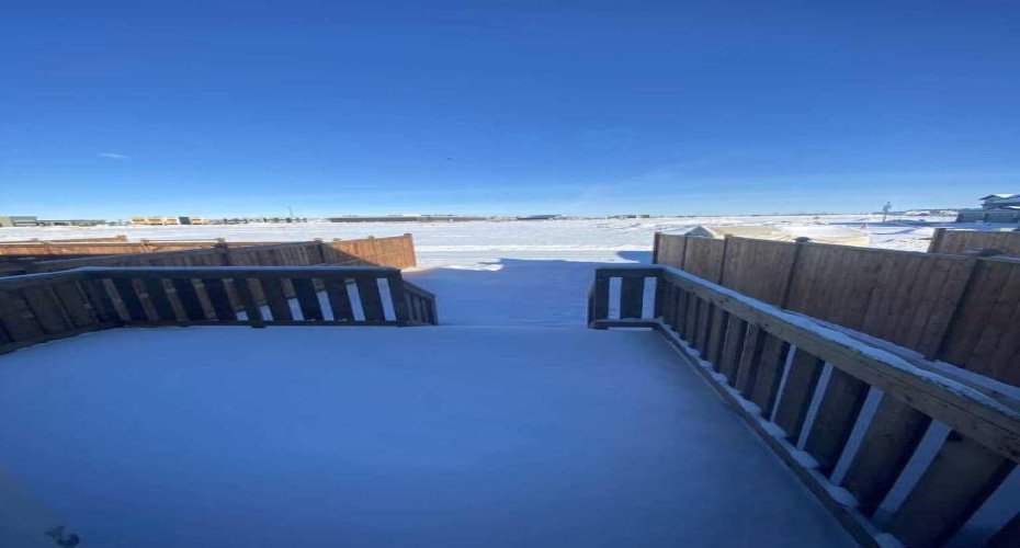 90 Memorial Parkway, Rural Red Deer County, Alberta T4E 3C4, 3 Bedrooms Bedrooms, ,3 BathroomsBathrooms,Residential,For Sale,Memorial,A2181275