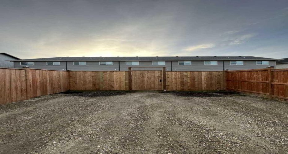 90 Memorial Parkway, Rural Red Deer County, Alberta T4E 3C4, 3 Bedrooms Bedrooms, ,3 BathroomsBathrooms,Residential,For Sale,Memorial,A2181275