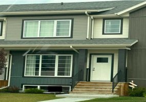 90 Memorial Parkway, Rural Red Deer County, Alberta T4E 3C4, 3 Bedrooms Bedrooms, ,3 BathroomsBathrooms,Residential,For Sale,Memorial,A2181275