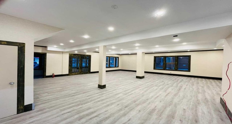 109 14 Street, Calgary, Alberta T2N 1Z6, ,Commercial,For Lease,14,A2180833