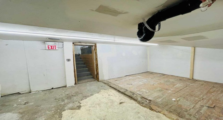 109 14 Street, Calgary, Alberta T2N 1Z6, ,Commercial,For Lease,14,A2180833