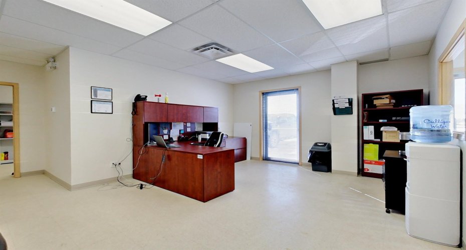 8 Gateway Boulevard, Rural Clearwater County, Alberta T4T 2A3, ,Commercial,For Sale,Gateway,A2181202