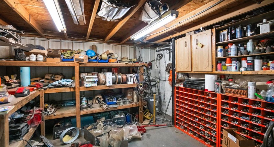 47017 21 Highway, Rural Camrose County, Alberta T4V 2M9, ,Commercial,For Sale,21,A2182582