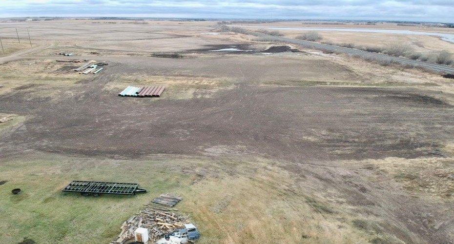 47017 21 Highway, Rural Camrose County, Alberta T4V 2M9, ,Commercial,For Sale,21,A2182582