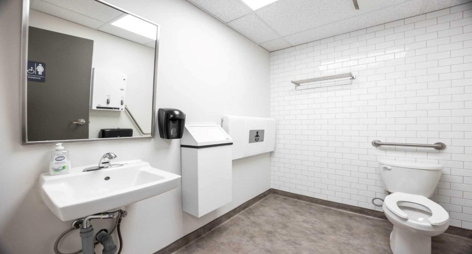 9401 Franklin Avenue, Fort McMurray, Alberta T9H 3Z7, ,Commercial,For Lease,Franklin Professional Centre,Franklin,A2184601