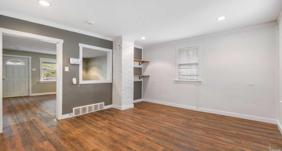 10131 102 Avenue, Grande Prairie, Alberta T8V 0Z9, ,Commercial,For Sale,102,A2182522