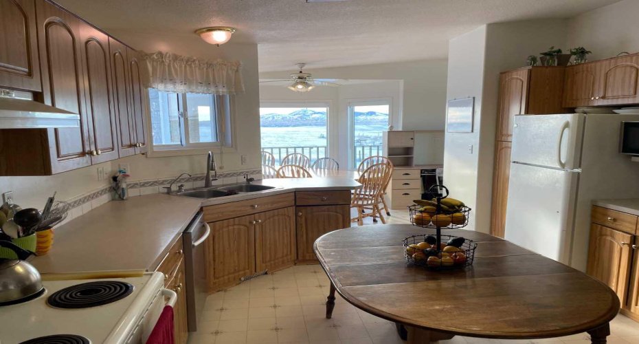 122061A 501 Highway, Milk River, Alberta T0K 1M0, 3 Bedrooms Bedrooms, ,1 BathroomBathrooms,Residential,For Sale,501,A2181079