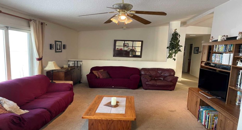 122061A 501 Highway, Milk River, Alberta T0K 1M0, 3 Bedrooms Bedrooms, ,1 BathroomBathrooms,Residential,For Sale,501,A2181079